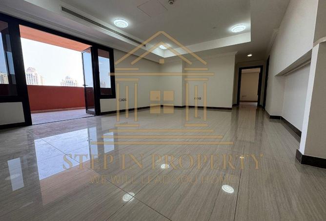 981445 - Property Image 2