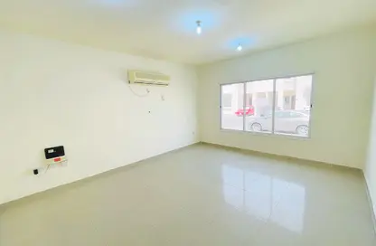 شقة - غرفة نوم - 1 حمام للايجار في شارع المطار القديم - طريق المطار القديم - الدوحة