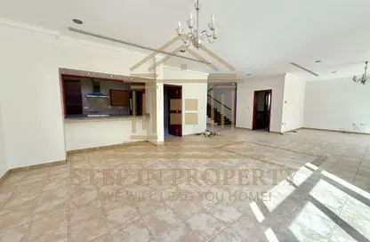 Compound - 3 Bedrooms - 5 Bathrooms for rent in Ain Khaled Villas - Ain Khaled - Doha