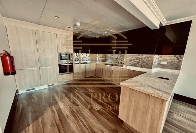 958607 - Property Image 2