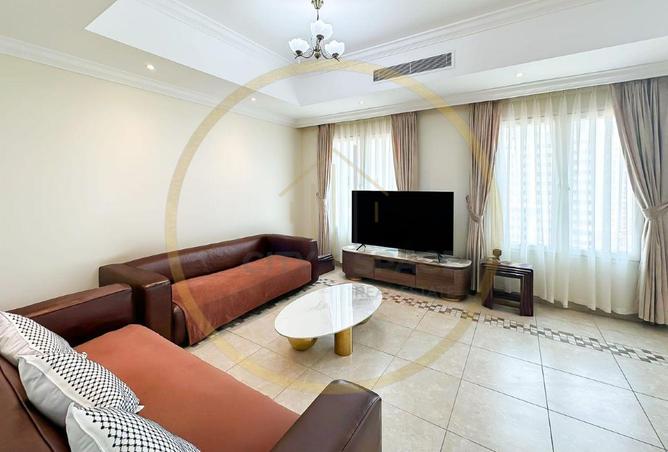 925189 - Property Image 3