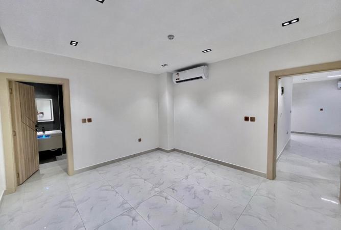 964702 - Property Main Image