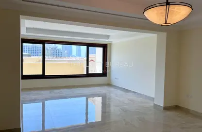 Townhouse - 1 Bedroom - 2 Bathrooms for rent in La Croisette - Porto Arabia - The Pearl Island - Doha