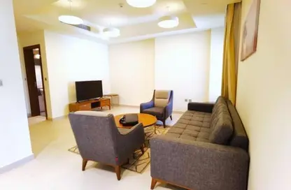 شقة - غرفة نوم - 2 حمامات للايجار في 195 مساكن مارينا - منطقة المارينا - الوسيل