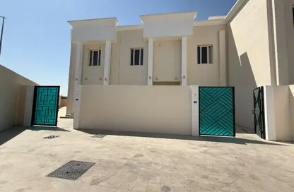Villa - 7+ Bedrooms - 7 Bathrooms for rent in The Grid Residence - Al Kheesa - Umm Salal Mohammed