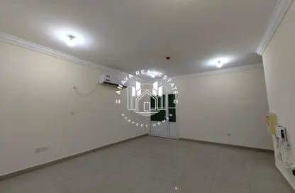 Apartment - 2 Bedrooms - 2 Bathrooms for rent in Al Muntazah - Doha