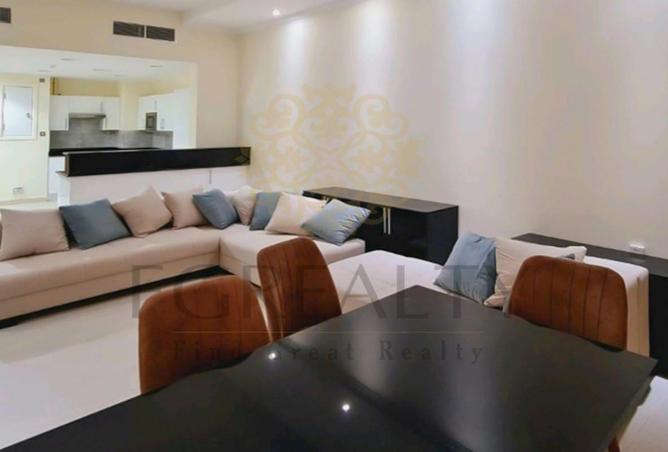 989984 - Property Image 3