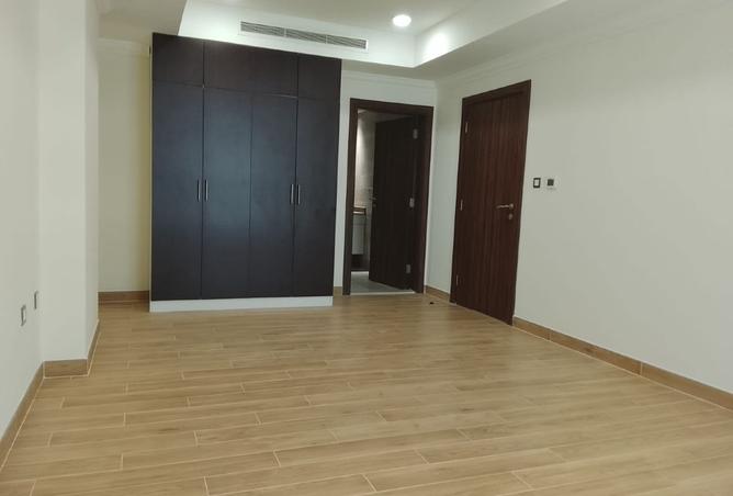 959895 - Property Image 2