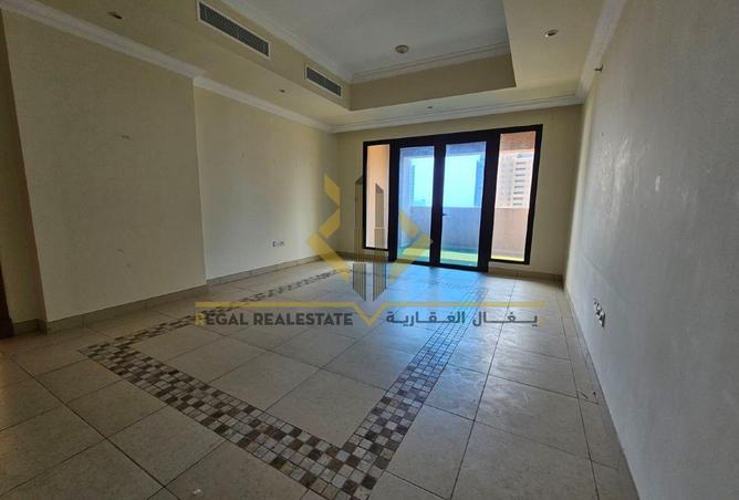 934743 - Property Image 2