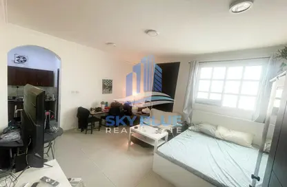 Apartment - Studio - 1 Bathroom for rent in Al Gharrafa - Doha