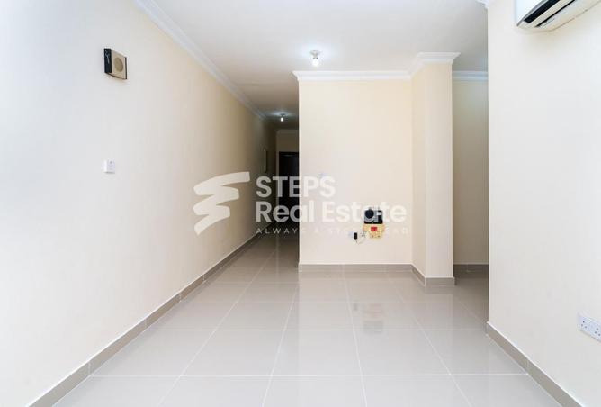 974512 - Property Image 2