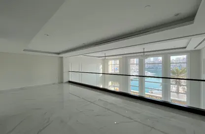 Townhouse - 4 Bedrooms - 5 Bathrooms for sale in West Porto Drive - Porto Arabia - The Pearl Island - Doha Townhouse - 4 Bedrooms - 5 Bathrooms for sale in West Porto Drive - Porto Arabia - The Pearl Island - Doha