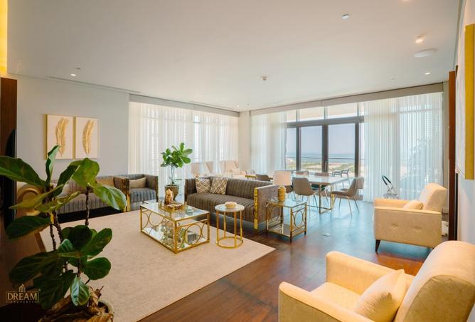 990017 - Property Image 2