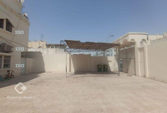 971983 - Property Image 2