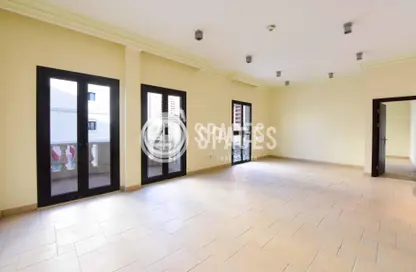 Apartment - 3 Bedrooms - 4 Bathrooms for rent in Mercato - Qanat Quartier - The Pearl Island - Doha