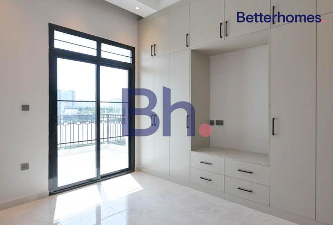 903993 - Property Image 2