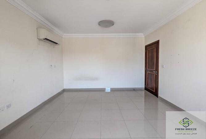 952546 - Property Image 3