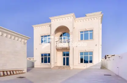 Villa - 7+ Bedrooms - 7+ Bathrooms for sale in Al Wukair - Al Wukair - Al Wakra