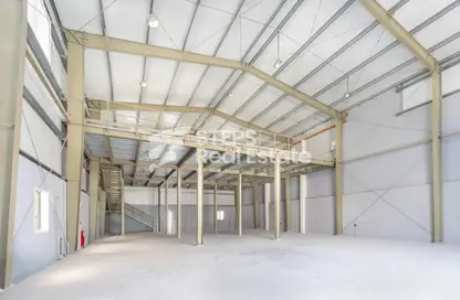 Warehouse - Studio - 1 Bathroom for rent in East Industrial Street - Birkat Al Awamer - Al Wakra