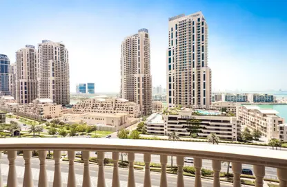 Apartment - 3 Bedrooms - 4 Bathrooms for sale in Porto Arabia - The Pearl Island - Doha