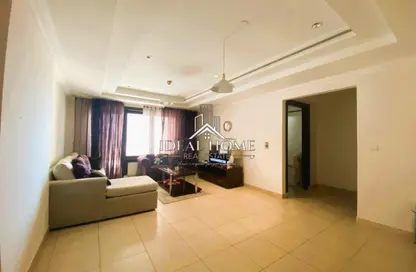 Apartment - 1 Bedroom - 2 Bathrooms for rent in West Porto Drive - Porto Arabia - The Pearl Island - Doha