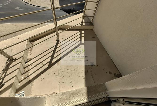 963114 - Property Image 3