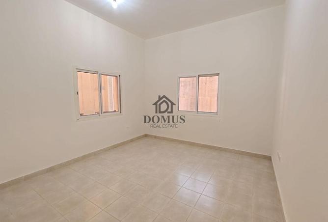 942855 - Property Image 3