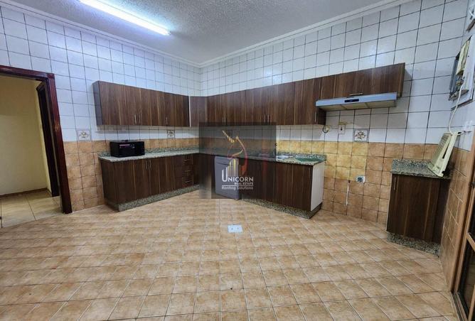 951206 - Property Image 2