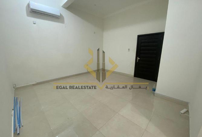 968852 - Property Image 2