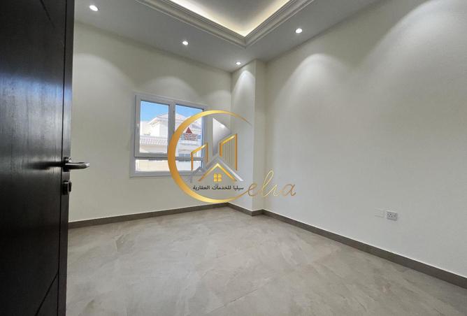 940942 - Property Image 2