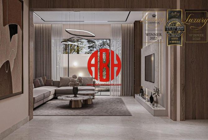 923310 - Property Image 2