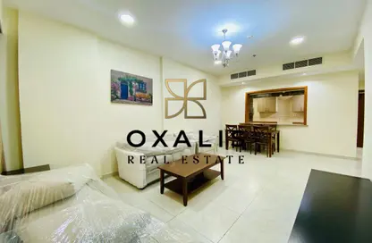 شقة - 2 غرف نوم - 2 حمامات للايجار في شارع انس - فريج بن محمود الشمالي - فريج بن محمود - الدوحة