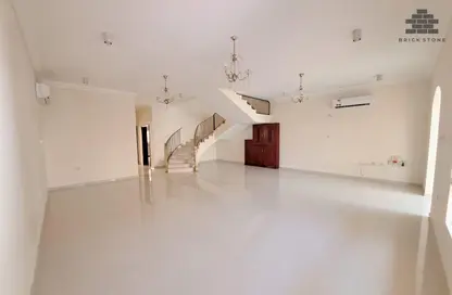 Villa - 5 Bedrooms - 6 Bathrooms for rent in Old Airport Road - Old Airport Road - Doha