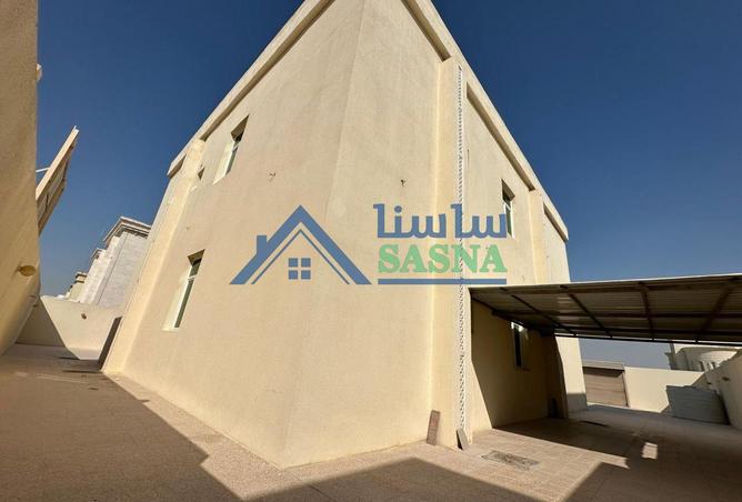 958672 - Property Image 3