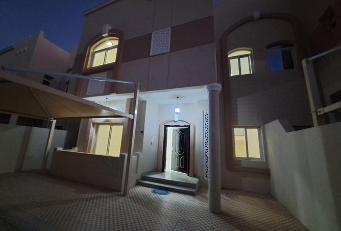 995981 - Property Image 2