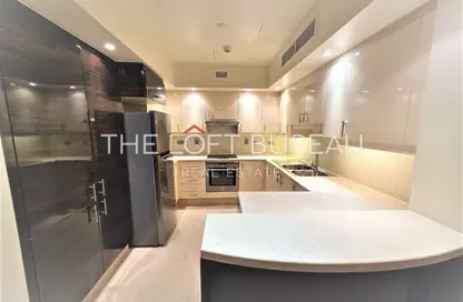 Apartment - 1 Bedroom - 2 Bathrooms for rent in Carnaval - Qanat Quartier - The Pearl Island - Doha