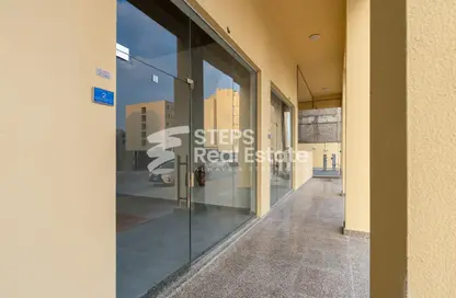 محل تجاري - استوديو - 1 حمام للايجار في نور الوعب - الوعب - الدوحة
