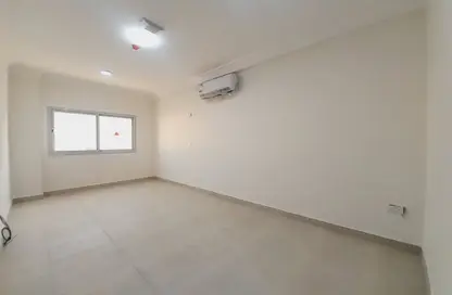 Apartment - 3 Bedrooms - 4 Bathrooms for rent in Old Airport Residential Apartments - Old Airport Road - Doha