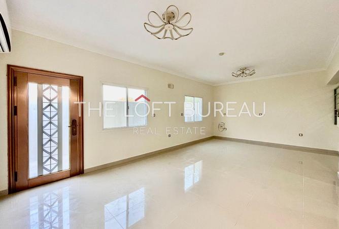 984262 - Property Image 2