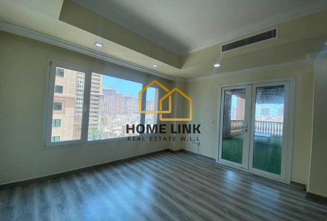 913224 - Property Image 3