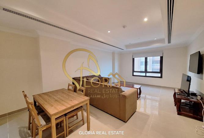 929739 - Property Image 2