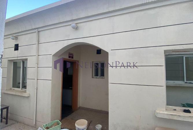 985343 - Property Image 3