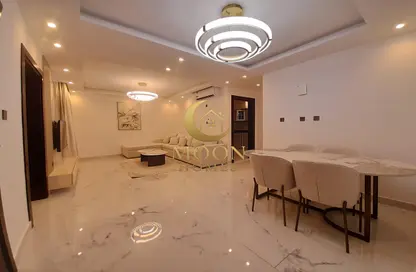 Apartment - 1 Bedroom - 2 Bathrooms for rent in Umm Ghuwailina - Doha