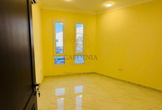 993913 - Property Main Image