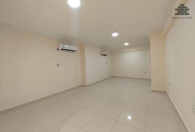 903388 - Property Main Image