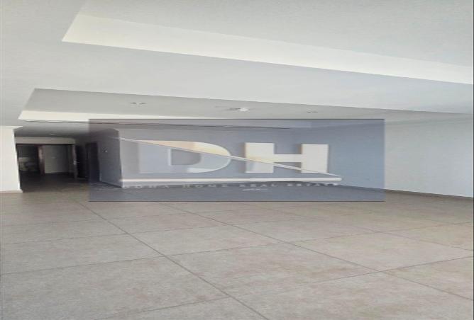 955129 - Property Image 2