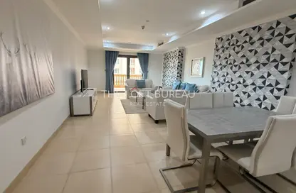 Apartment - 1 Bedroom - 2 Bathrooms for rent in Porto Arabia - The Pearl Island - Doha