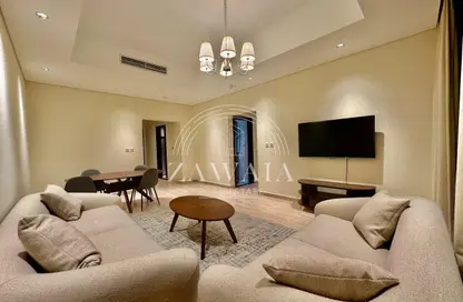 Apartment - 2 Bedrooms - 3 Bathrooms for rent in Giardino Village - The Pearl Island - Doha