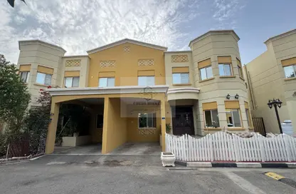 فيلا - 4 غرف نوم - 4 حمامات للايجار في الغرافة - الغرافة - الدوحة