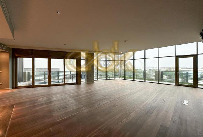 860267 - Property Image 3